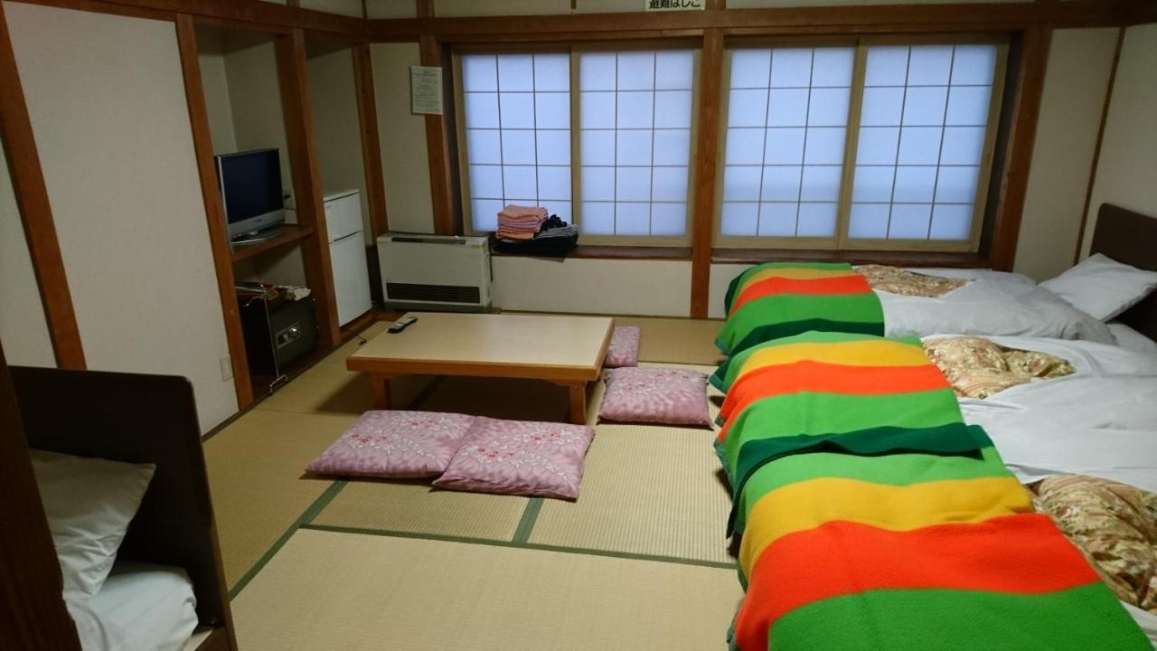 Apple Inn Takasaka Nozawaonsen Esterno foto